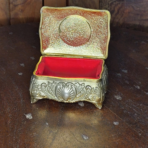 Vintage Ornate Jewelry Box with Blue and Gold Accents - Picture 8 of 17